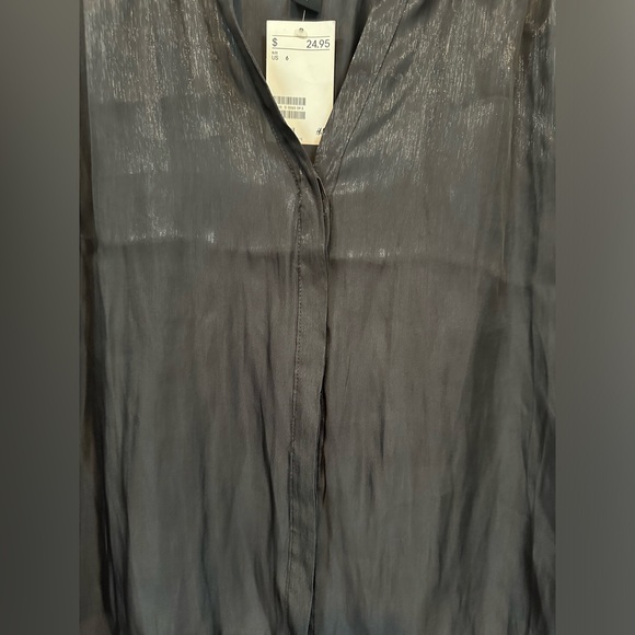 H&M SHIMMER BLACK LOW HIGH BLOUSE LONG SLEEVE SHINY - Picture 4 of 7